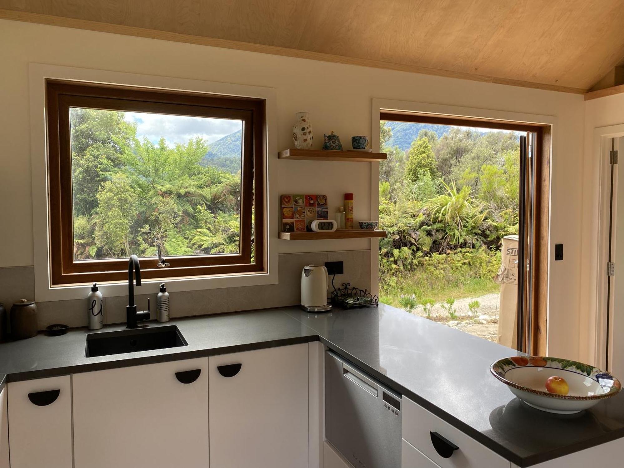Uru Ecohomes Seddonville Екстер'єр фото